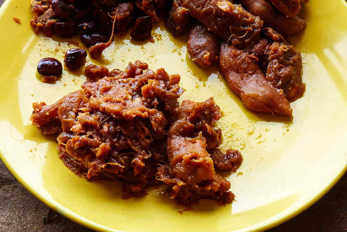 Removing Tamarind Pulp